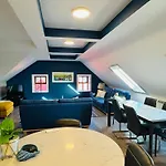 Pier House Luxury Daire *
